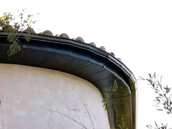 PVC ou alu : que choisir pour les gouttières d'une maison en brique ?, Perpignan, CBLC Gouttières